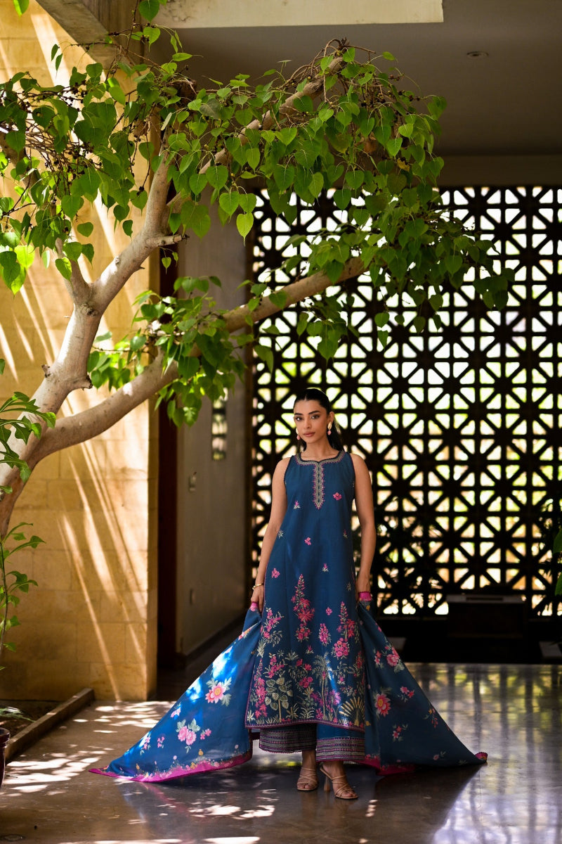 Teal Blue  Premium Air Jet Dhanak Embroidered 3-Piece suit – Ready to Wear